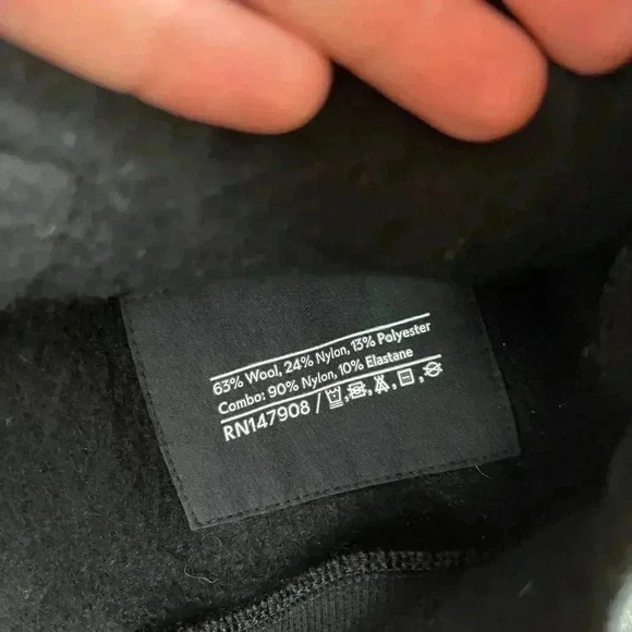 SOLD Outdoor Voices Mega Fleece Wool Blend Hoodie Sweater 1/2 Zip Sz S Black - Picture 4 of 11